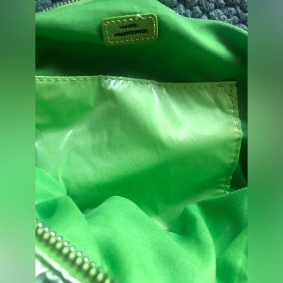 Urban Outfitters NWOT Neon SAMMI Hobo bag - Picture 6 of 9